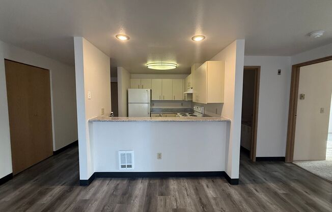 6700 ROOSEVELT APTS.