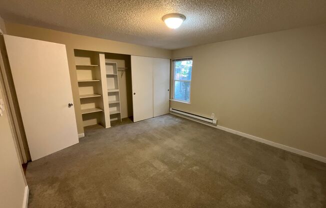 1 bed, 1 bath, $1,350, Unit # 202