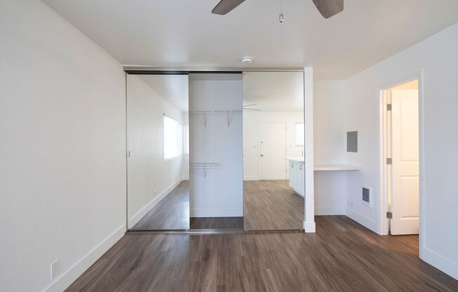 Studio, 1 bath, 329 sqft, $2,295, Unit 25-13