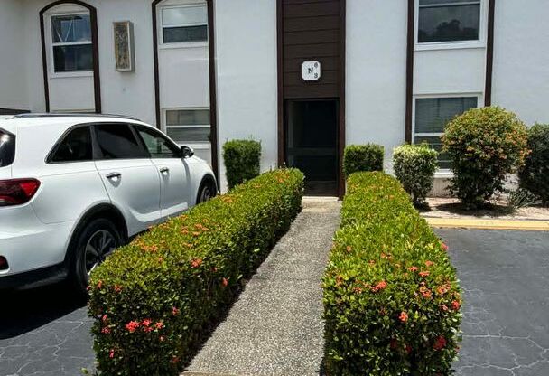 2 beds, 2 baths, $1,350, Unit UNIT N6