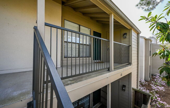 1100 Augusta Dr 8