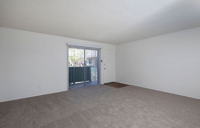 2 beds, 2 baths, 1,007 sqft, $2,295, Unit 31