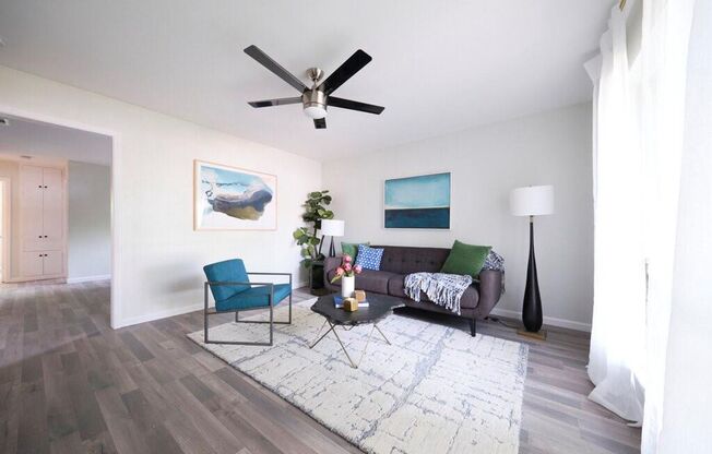8616 Fireside Dr