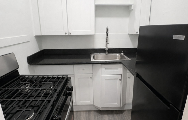 Studio, 1 bath, 200 sqft, $1,199, Unit 206