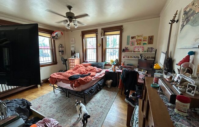 1632 E Irving Pl.