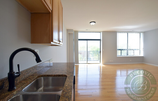 2 beds, 2 baths, 900 sqft, $2,500, Unit 203