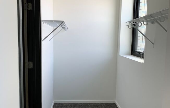 2 beds, 2 baths, 880 sqft, $1,675, Unit 502