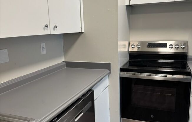 2 beds, 2 baths, 1,092 sqft, $1,175