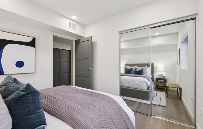 2 beds, 1 bath, 776 sqft, $3,250, Unit 706