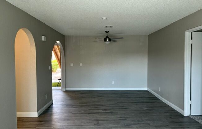 2 beds, 2 baths, 1,085 sqft, $1,450, Unit CA 1330-120