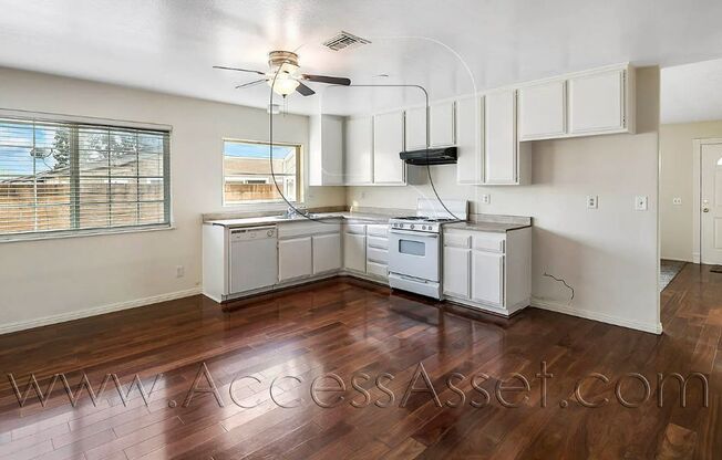 Lovely Single Story 4 Bed/2 Bath Home In Rancho Cucamonga!