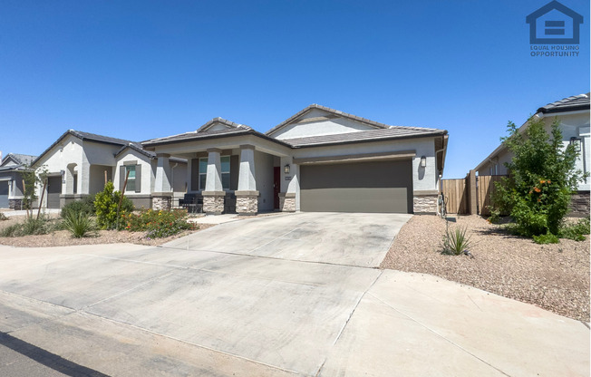 3Bed/2Bath House in Maricopa! Move-In Ready on 08/06/2026!