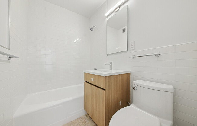 1 bed, 1 bath, $6,700, Unit 18A