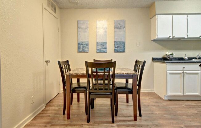 1 bed, 1 bath, 586 sqft, $654, Unit 911