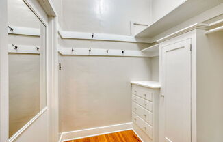 Edgecliff Apartments