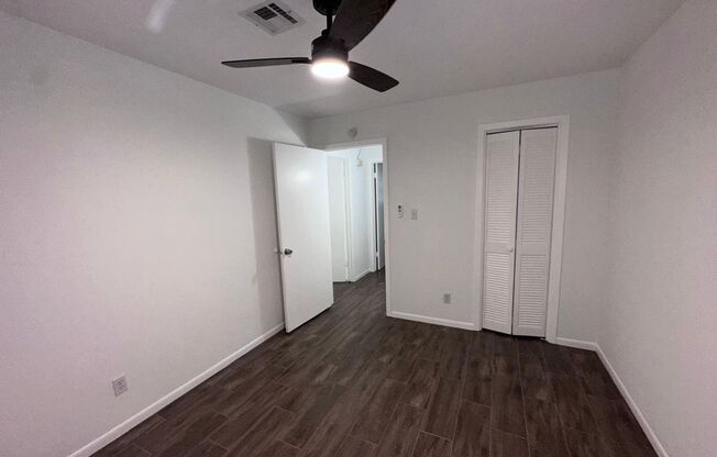 2 beds, 1.5 baths, 950 sqft, $1,395