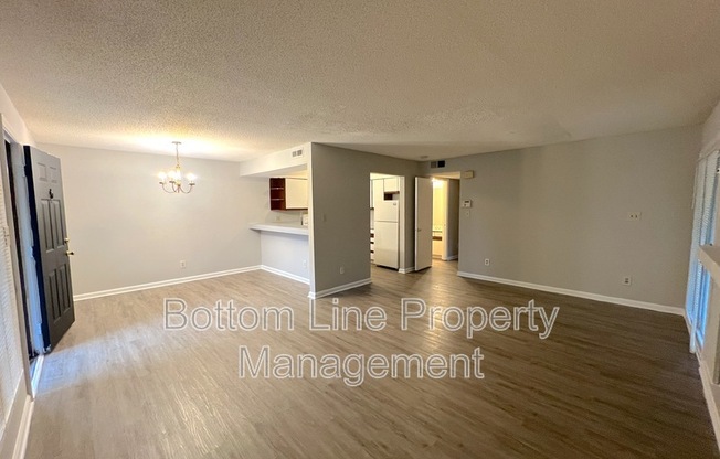 1840 J JULIAN LN