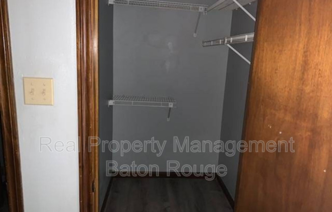 11615 Sherwood Valley Ct.