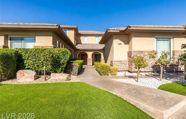 Elegant Anthem Country Club Residence with Spa, Balcony & 3-Car Garage