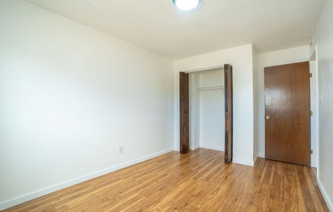 2 beds, 1 bath, 715 sqft, $995, Unit F206