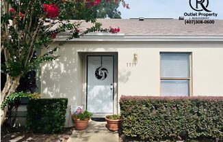 Spacious 3 Bedroom, 2 Bathroom Townhome in Winter Park***Available Now***