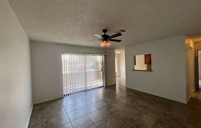 4561 CARRIAGE PARK DR