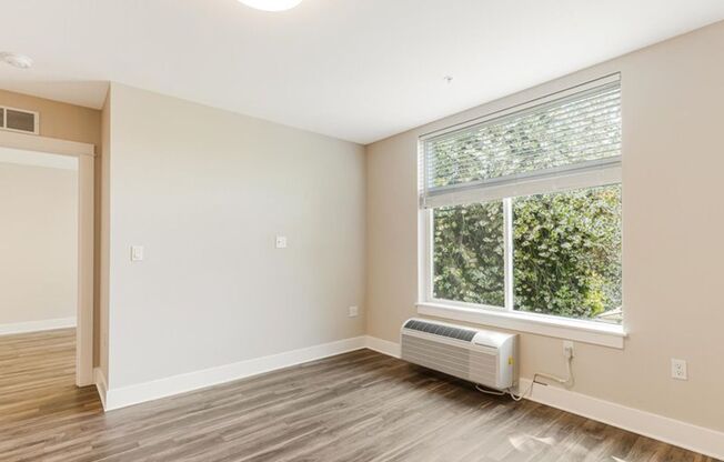 2 beds, 1 bath, 775 sqft, $1,995, Unit 306