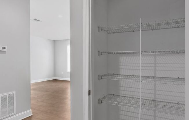 1 bed, 1 bath, 841 sqft, $1,625, Unit 410