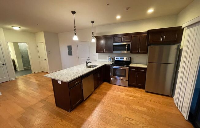 1 bed, 1 bath, 660 sqft, $1,495, Unit Apt 412