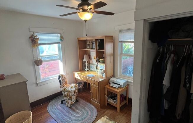 3 beds, 1 bath, $1,695