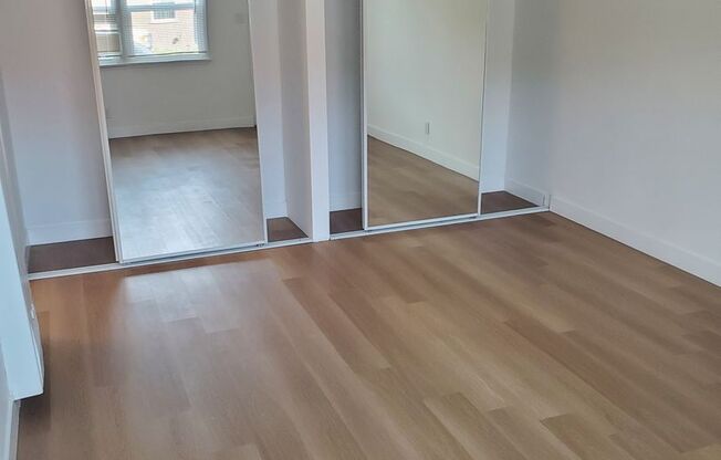 4401-5 CENTINELA AVE/HARDING