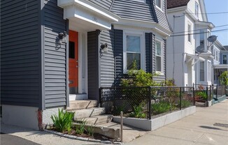 195 CARPENTER ST