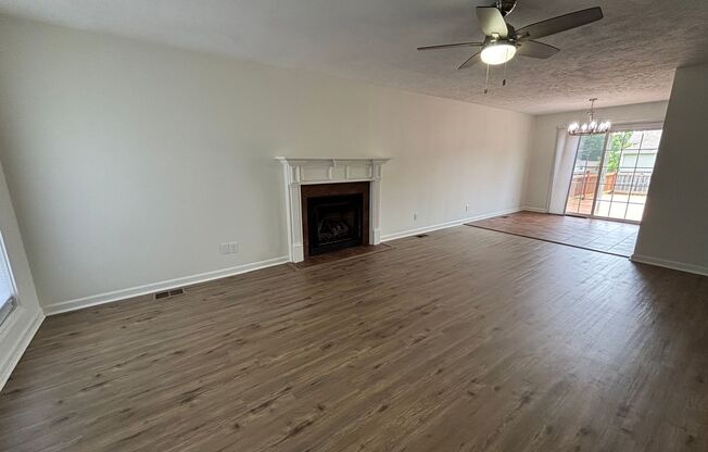 Spacious 4 Bed, 2.5 Bath Home for Rent!