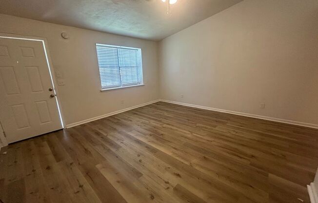 1 bed, 1 bath, 640 sqft, $925, Unit 3140-C