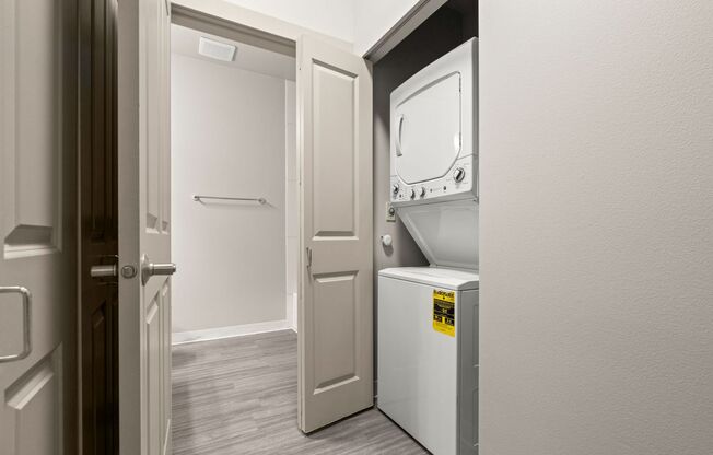 1 bed, 1 bath, 685 sqft, $2,450, Unit 311