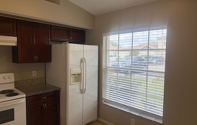 3/2 Villa Located in Desirable S. Orlando Meadow Woods.
