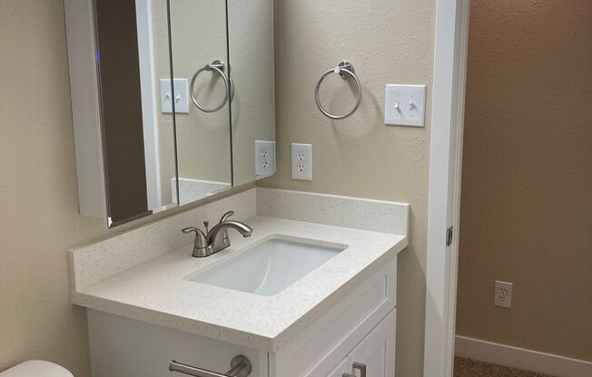 2 beds, 2 baths, 900 sqft, $1,750, Unit 224