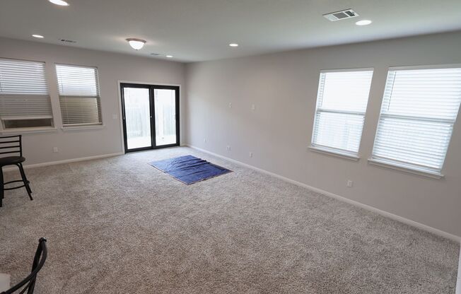 4 Bedroom Rental in Georgetown with Sauna!