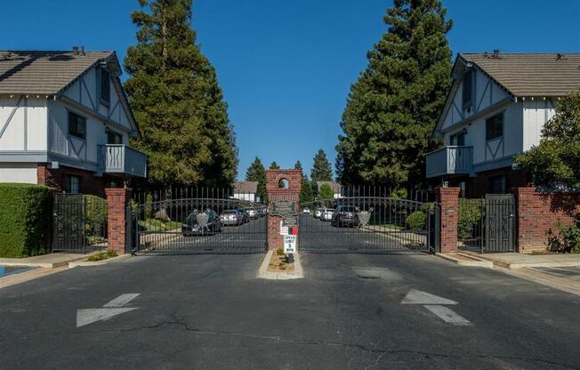 Gated Community at Oxford Park Apartments, Fresno
