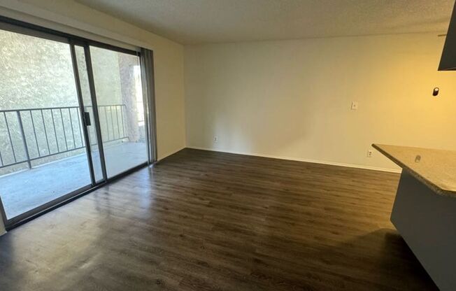 1 bed, 1 bath, 550 sqft, $1,825, Unit 2