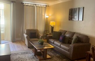 2 beds, 2 baths, $2,195, Unit 213