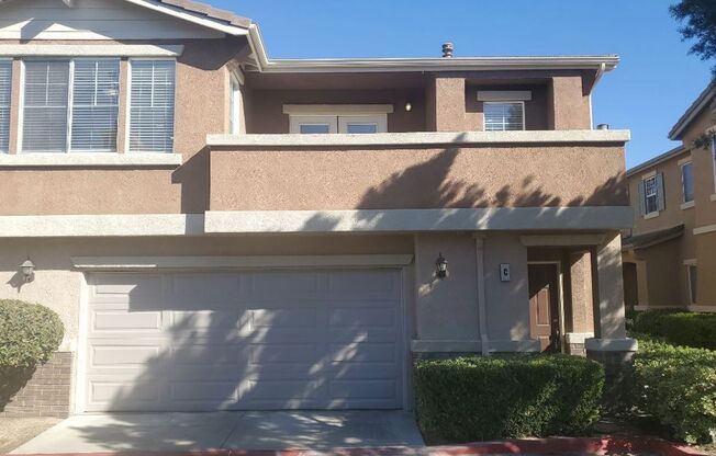 Charming 3 Bed/2 Bath Condo In Temecula’s Gated Redhawk Community!