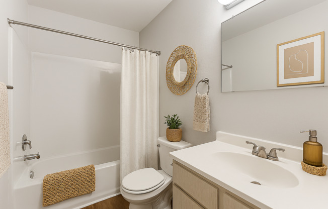 2 beds, 1 bath, 960 sqft, $969, Unit 3