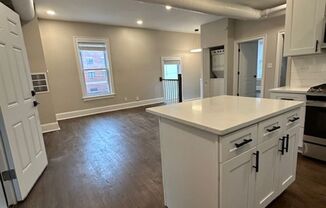 2 beds, 1 bath, 1,000 sqft, $2,295, Unit 2048 - CH#2