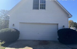 3 beds, 2.5 baths, $1,650