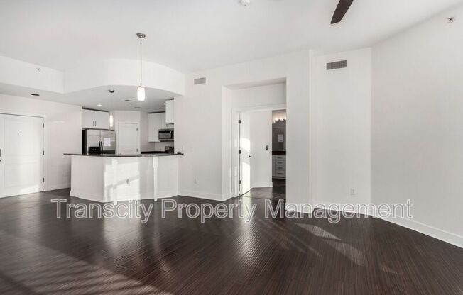 945 E PLAYA DEL NORTE Drive