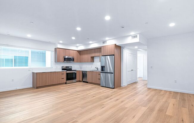 Erwin Brand New Building