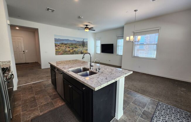 Guard-Gated Cadence | 2 Bed Single-Story Home in 55+ Community | WiFi Included