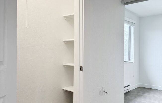 1 bed, 1 bath, 480 sqft, $1,450, Unit 404