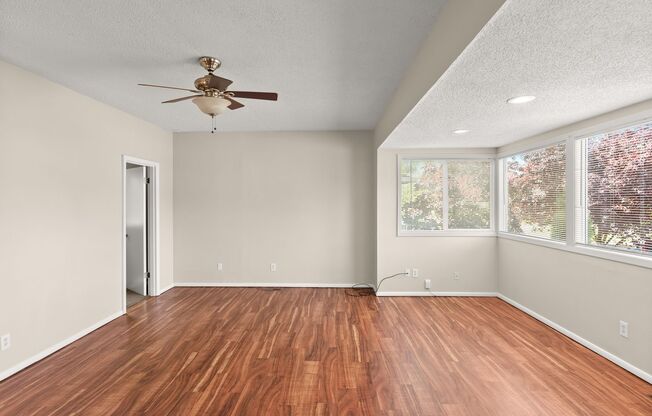 4bed/2 bath Portland Charmer
